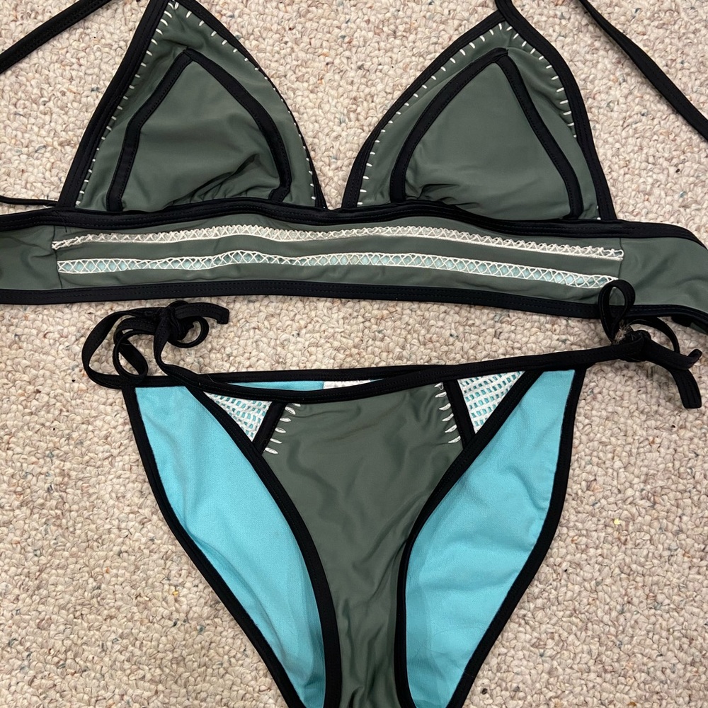 Triangle bikini